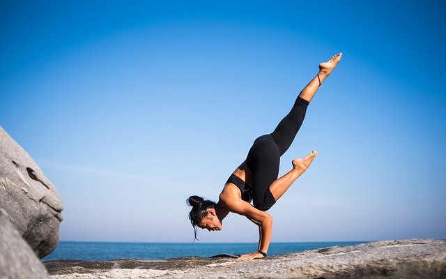 Yoga Krähe für starke Arme